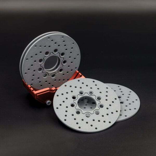 Tarcze hamulcowe z zaciskiem - ozdoba do warsztatu mechanika